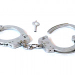 CHAIN HANDCUFF