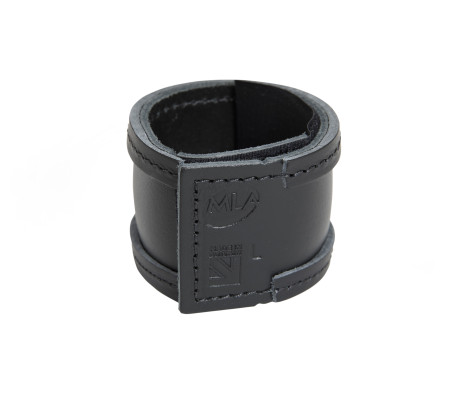 LEATHER WRIST PROTECTOR FOR USE WITH HANDCUFFS